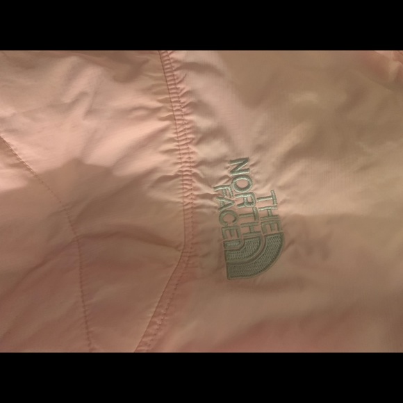 The North Face Women's jacket! - Picture 2 of 3